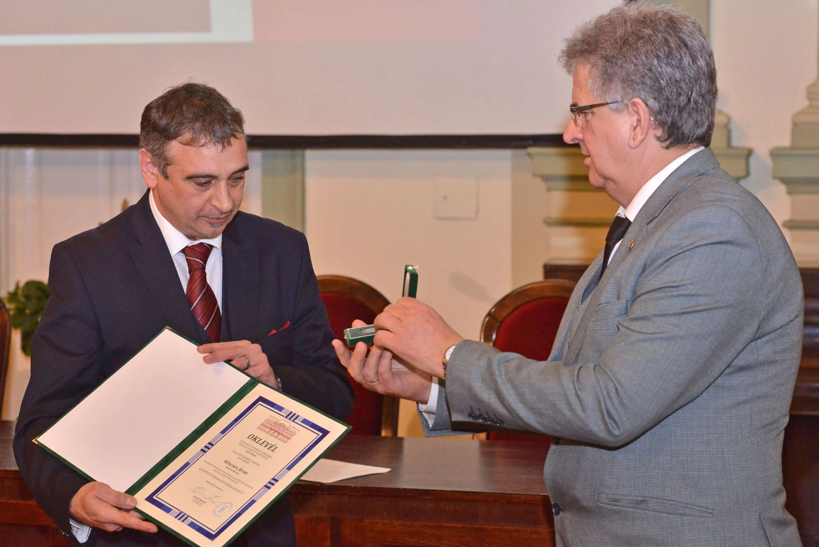 Dr. Áron Kincses, President of the Hungarian Central Statistical Office, received a prestigious scientific award
